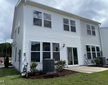 7424 Bourbon Briar Drive - Photo Thumbnail 14