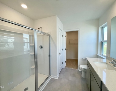 7424 Bourbon Briar Drive - Photo Thumbnail 25