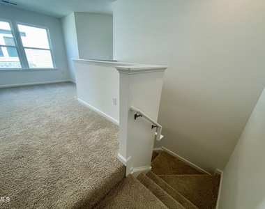 7424 Bourbon Briar Drive - Photo Thumbnail 16