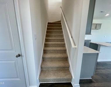 7424 Bourbon Briar Drive - Photo Thumbnail 12