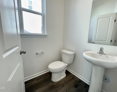 7424 Bourbon Briar Drive - Photo Thumbnail 11