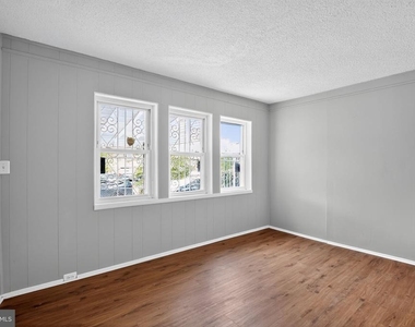 5446 Narcissus Avenue - Photo Thumbnail 10