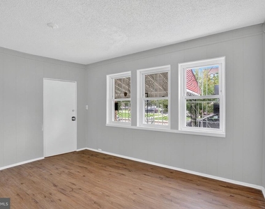 5446 Narcissus Avenue - Photo Thumbnail 16