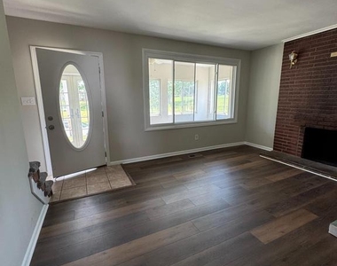 6600 Marne Avenue - Photo Thumbnail 8