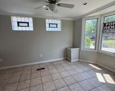 6600 Marne Avenue - Photo Thumbnail 5