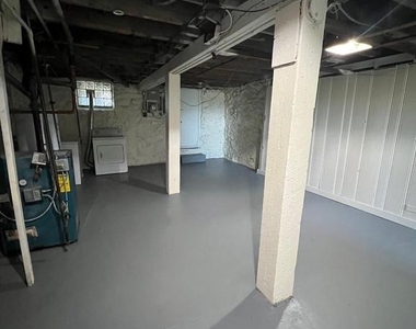 2002 Presstman Street - Photo Thumbnail 13