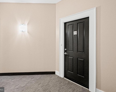 414 Water Street - Photo Thumbnail 2