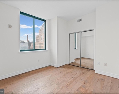 414 Water Street - Photo Thumbnail 17