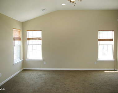 300 Christine Court - Photo Thumbnail 13