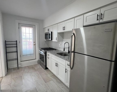 4321 Sheldon Avenue - Photo Thumbnail 4
