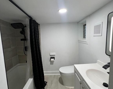 4321 Sheldon Avenue - Photo Thumbnail 8