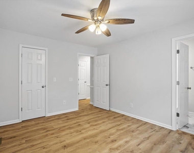 158 Kay Lane - Photo Thumbnail 16