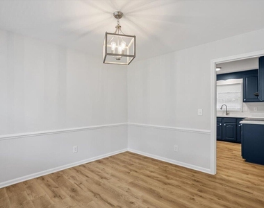 158 Kay Lane - Photo Thumbnail 8