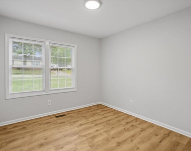 158 Kay Lane - Photo Thumbnail 23