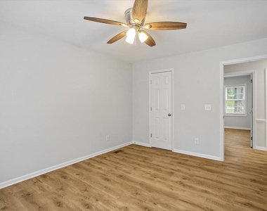 158 Kay Lane - Photo Thumbnail 15