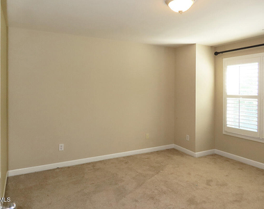 337 Rose Walk Lane - Photo Thumbnail 11