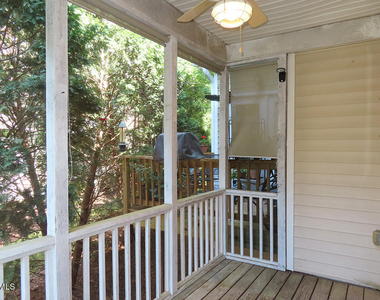 337 Rose Walk Lane - Photo Thumbnail 15