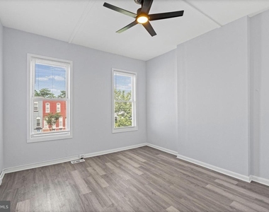 1669 N Milton Avenue - Photo Thumbnail 14