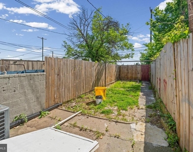1669 N Milton Avenue - Photo Thumbnail 19