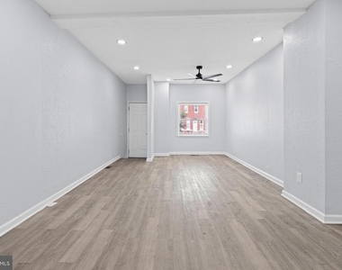 1669 N Milton Avenue - Photo Thumbnail 1
