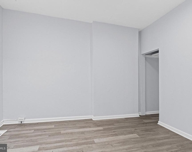 1669 N Milton Avenue - Photo Thumbnail 12
