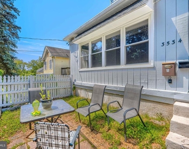 3534 Poole Street - Photo Thumbnail 1