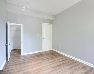 3534 Poole Street - Photo Thumbnail 8
