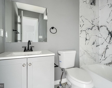 3534 Poole Street - Photo Thumbnail 9