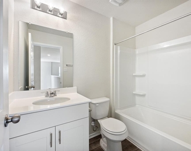 91 Pacific Loon St - Photo Thumbnail 9