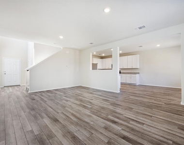 91 Pacific Loon St - Photo Thumbnail 3
