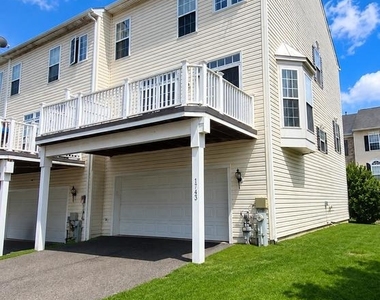 1743 Theale Way - Photo Thumbnail 29
