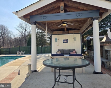 3300 Mount Airy Court - Photo Thumbnail 20
