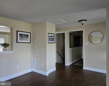 3300 Mount Airy Court - Photo Thumbnail 13