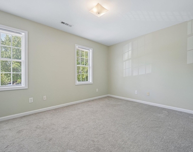 278 S Raleigh Street - Photo Thumbnail 4