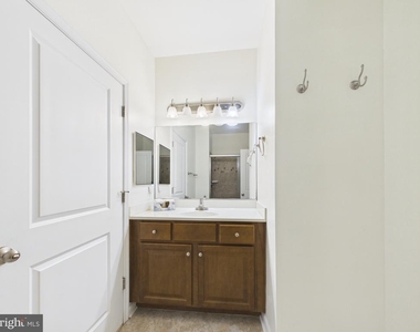 3527 Piney Woods Place - Photo Thumbnail 17