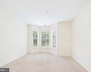 3527 Piney Woods Place - Photo Thumbnail 15