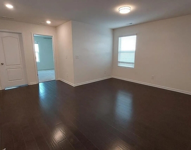 4227 Mahal Avenue - Photo Thumbnail 36