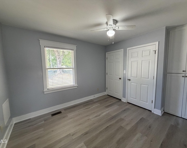 600 Manns Chapel Road - Photo Thumbnail 8