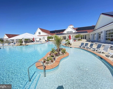 33731 Freeport Drive - Photo Thumbnail 2