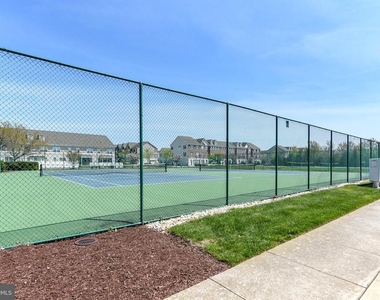 33106 N Village Loop - Photo Thumbnail 4