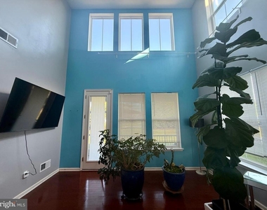 33339 Lone Cedar Landing - Photo Thumbnail 5