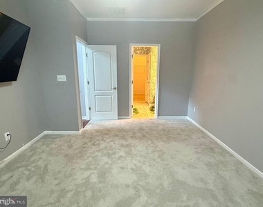 33339 Lone Cedar Landing - Photo Thumbnail 7