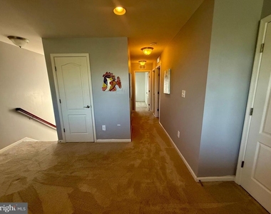 33339 Lone Cedar Landing - Photo Thumbnail 11