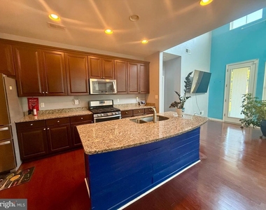 33339 Lone Cedar Landing - Photo Thumbnail 4