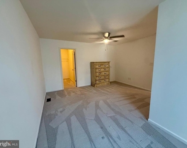 33339 Lone Cedar Landing - Photo Thumbnail 12