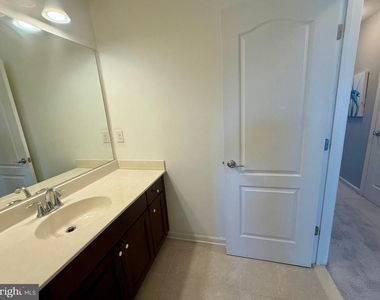 33339 Lone Cedar Landing - Photo Thumbnail 17
