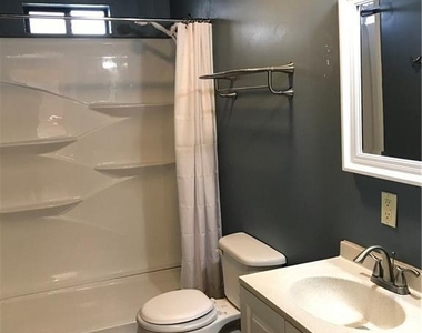 510 Harvey St - Photo Thumbnail 13
