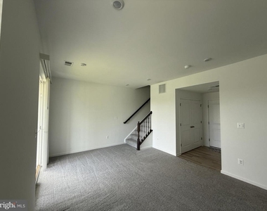 534 Rosemary Circle - Photo Thumbnail 15