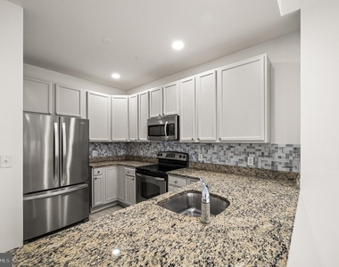 530 Harlan Boulevard - Photo Thumbnail 9