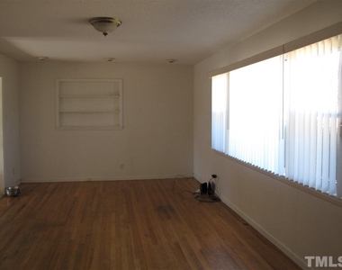 9 Greenfield Court - Photo Thumbnail 1